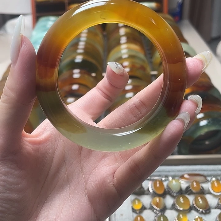 蛇纹石玉未镶嵌手镯54.5