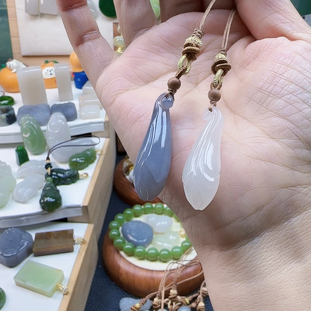 和田玉未镶嵌吊坠(不含链)多样性发1