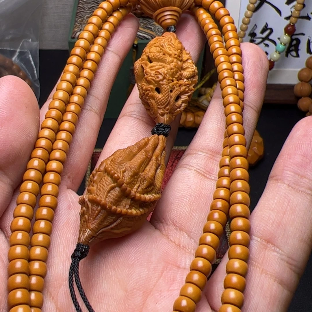 吊坠猴头核桃摸就