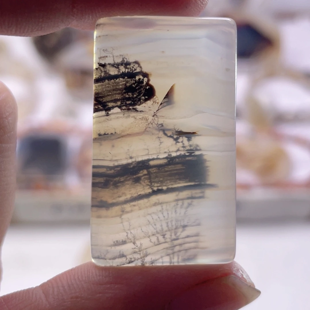 玛瑙/玉髓未镶嵌珠宝奇石