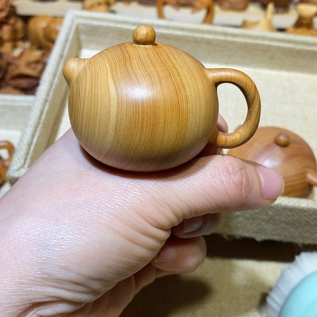 木嚒*茶崖柏手把件，壶