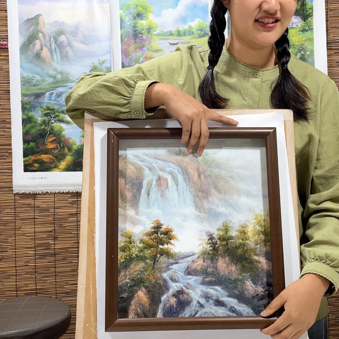 油画薇爽恭喜竞拍成功