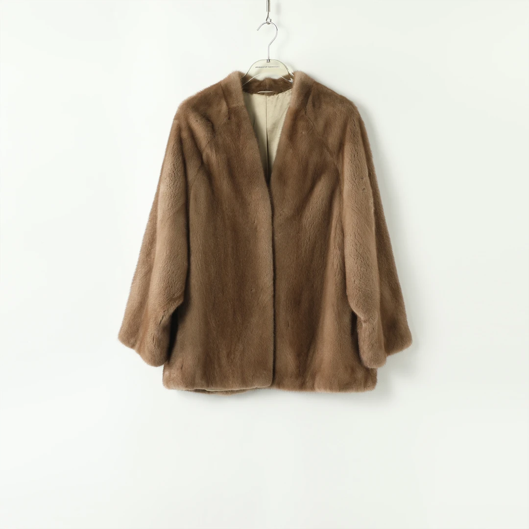 SAGA✖AP洛哥44013CS【北国】水貂+真丝V领小蝙蝠廓形女士皮草外套