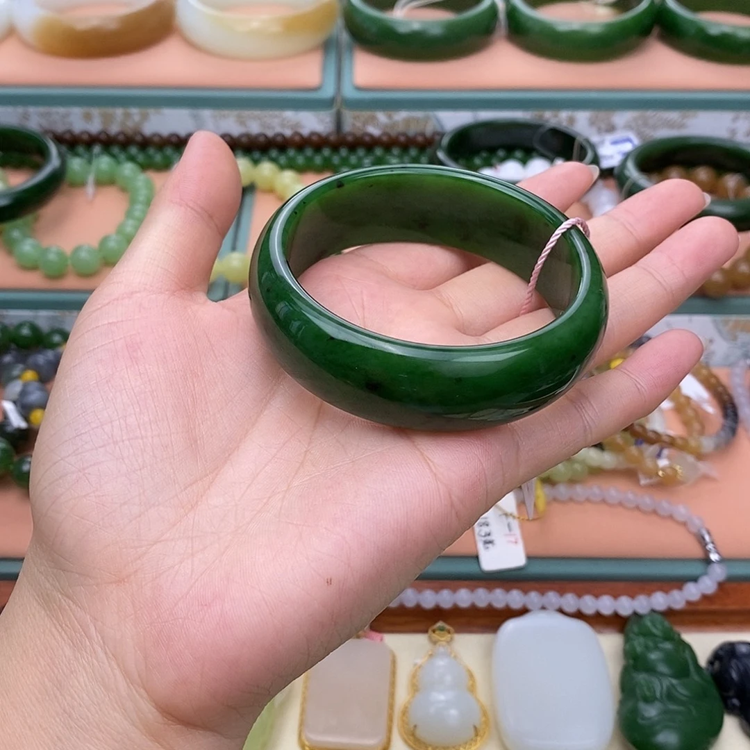 和田玉（碧玉）未镶嵌手镯俄碧玉阳绿宽手镯