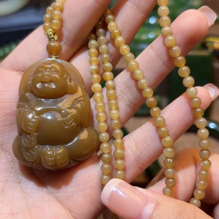 颈饰未镶嵌和田玉
