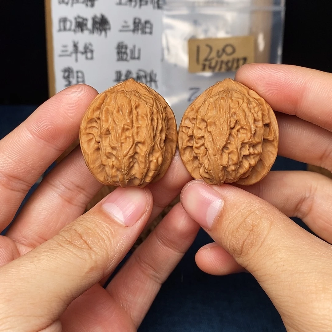 吊坠文玩核桃平闷