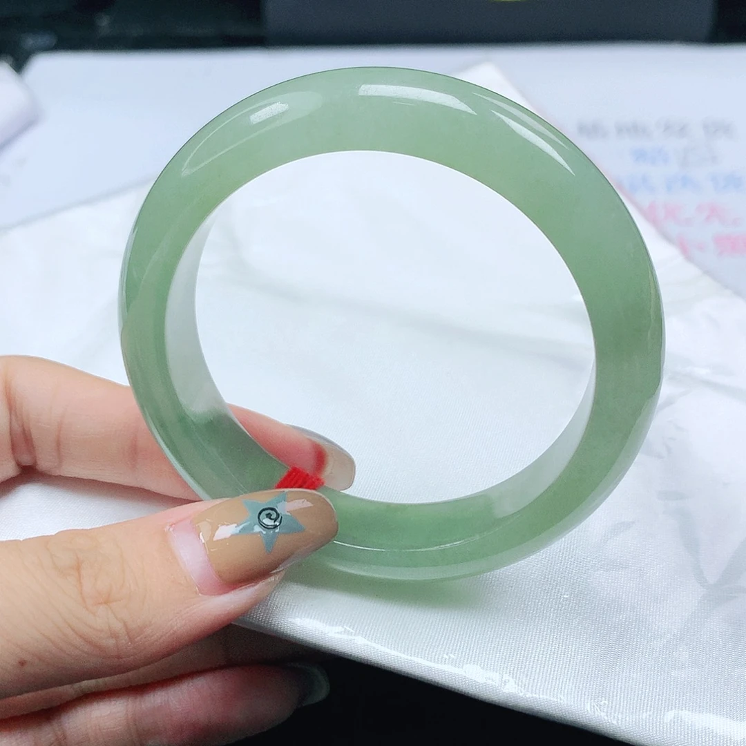翡翠未镶嵌手镯翡翠54.0冰润果绿正圈