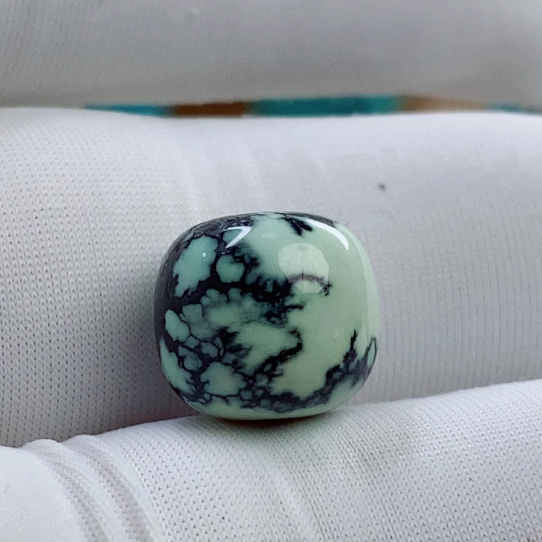 用***9绿松石未镶嵌其他