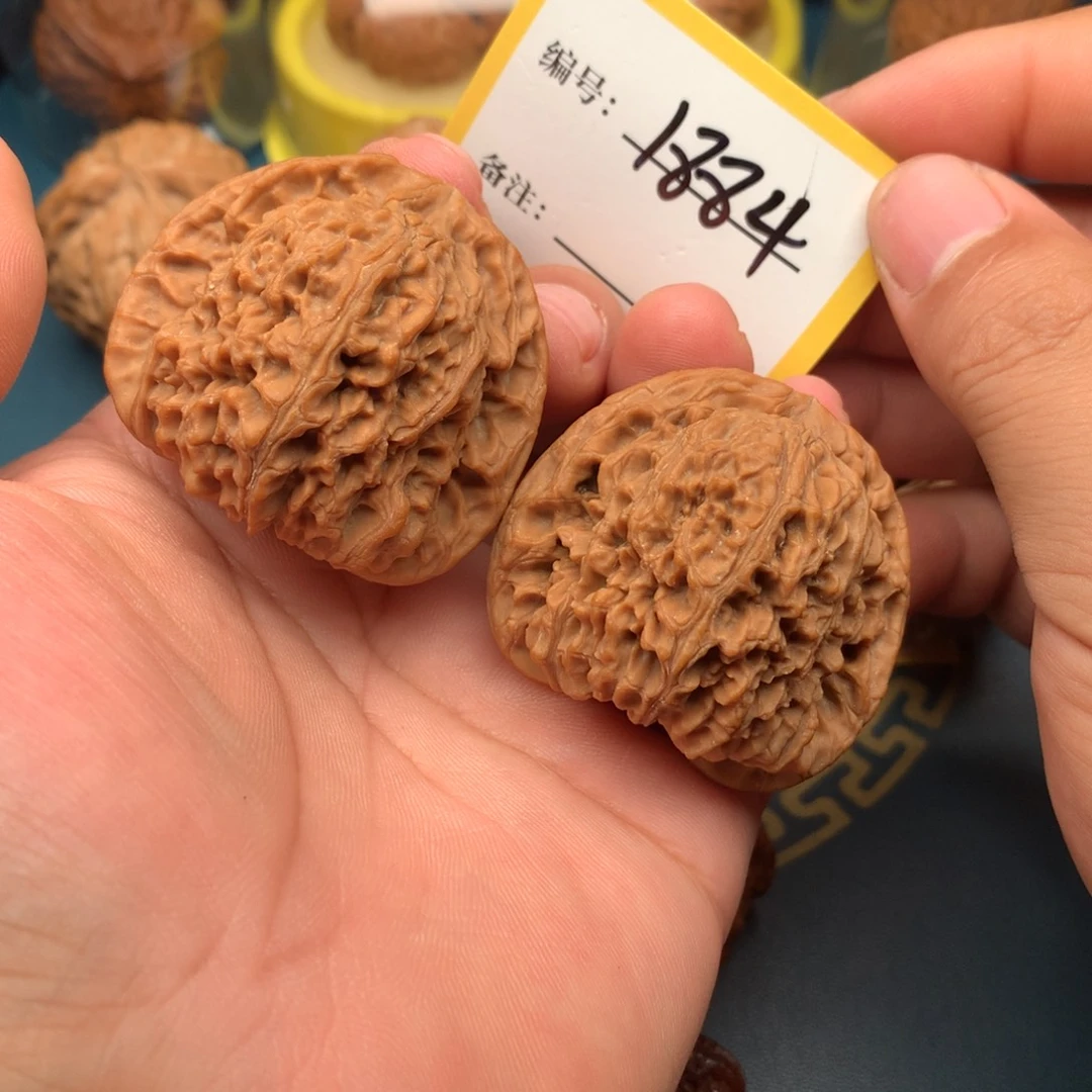 文玩核桃把件46全品南疆1884