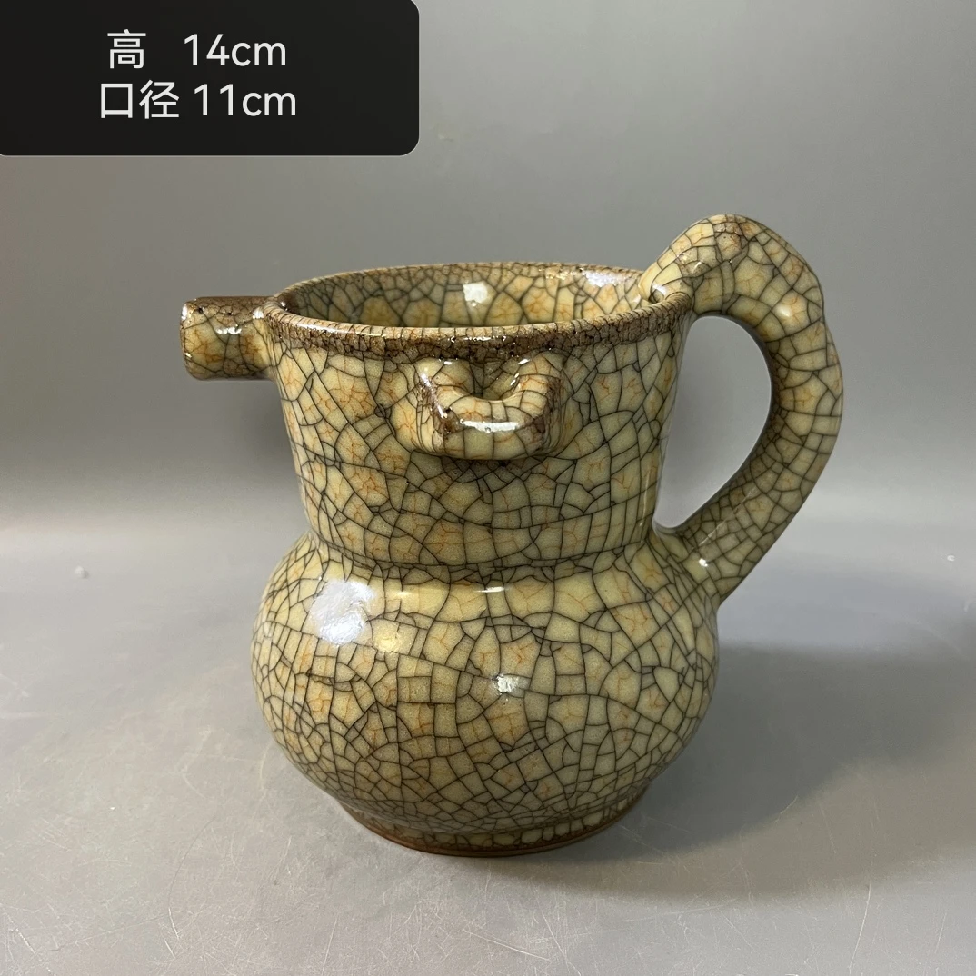哥窑单耳杯瓷器摆件