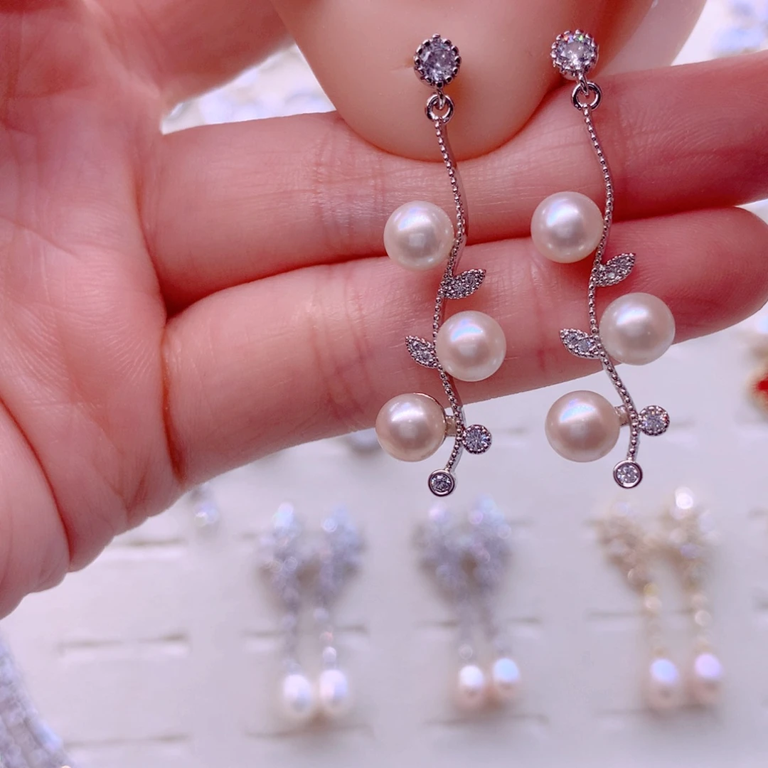 合金耳饰淡水珍珠