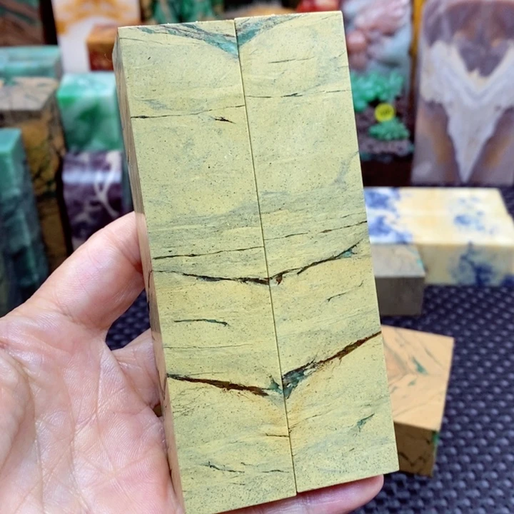 青田石印石缝*四川石头