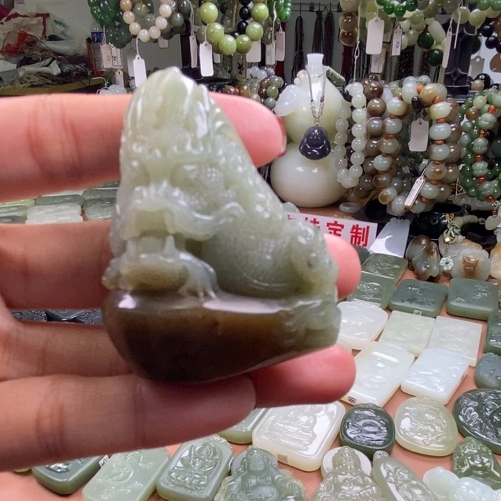 和田玉未镶嵌颈饰和田玉