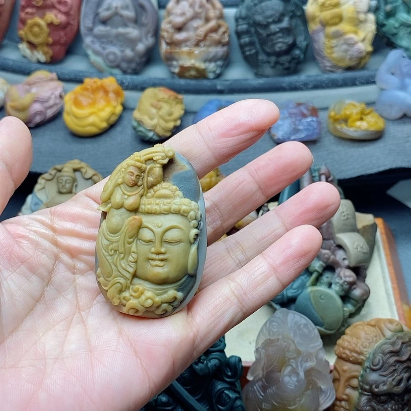 【闪购商品】定制石英质玉吊坠未镶嵌