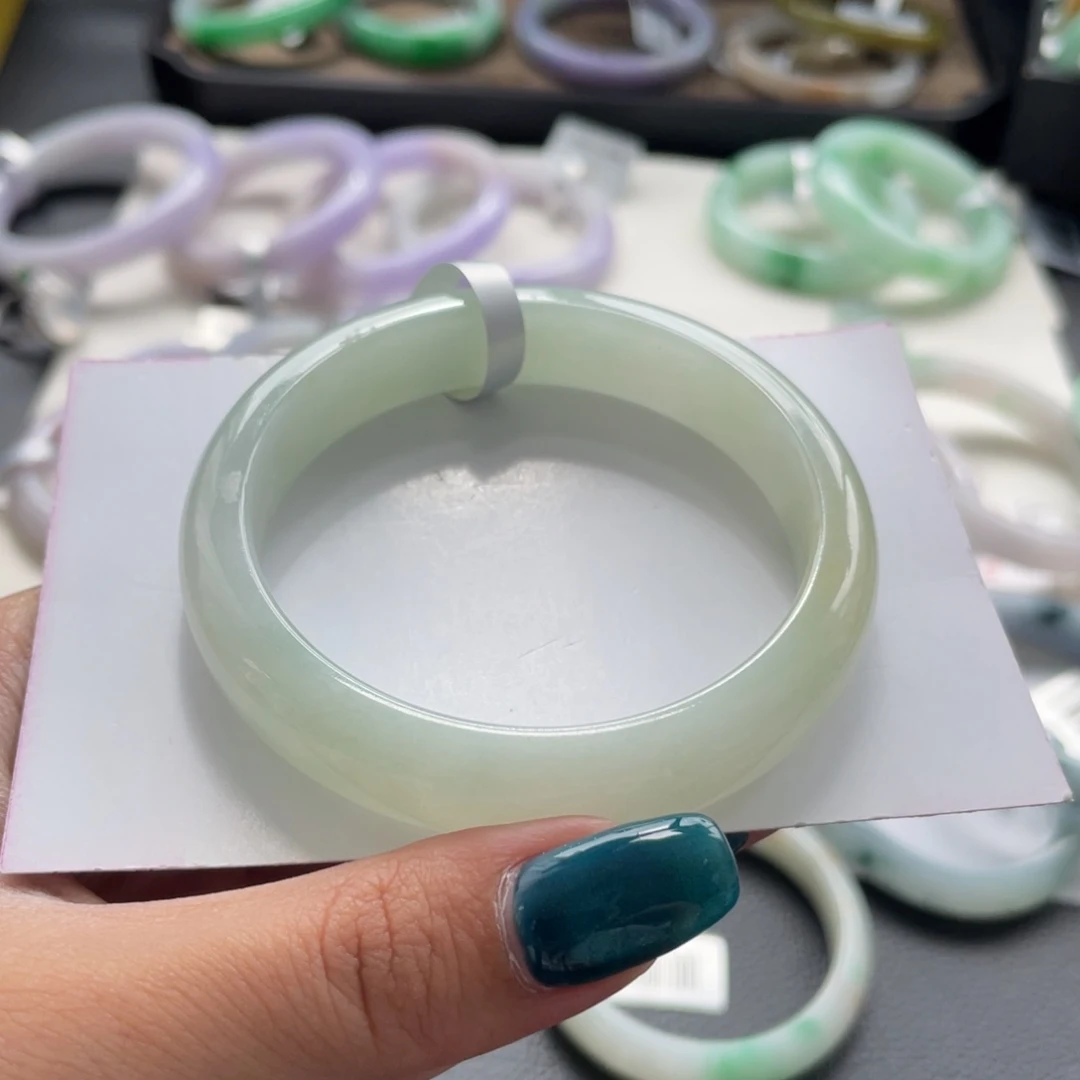 翡翠未镶嵌手镯46号57正圈