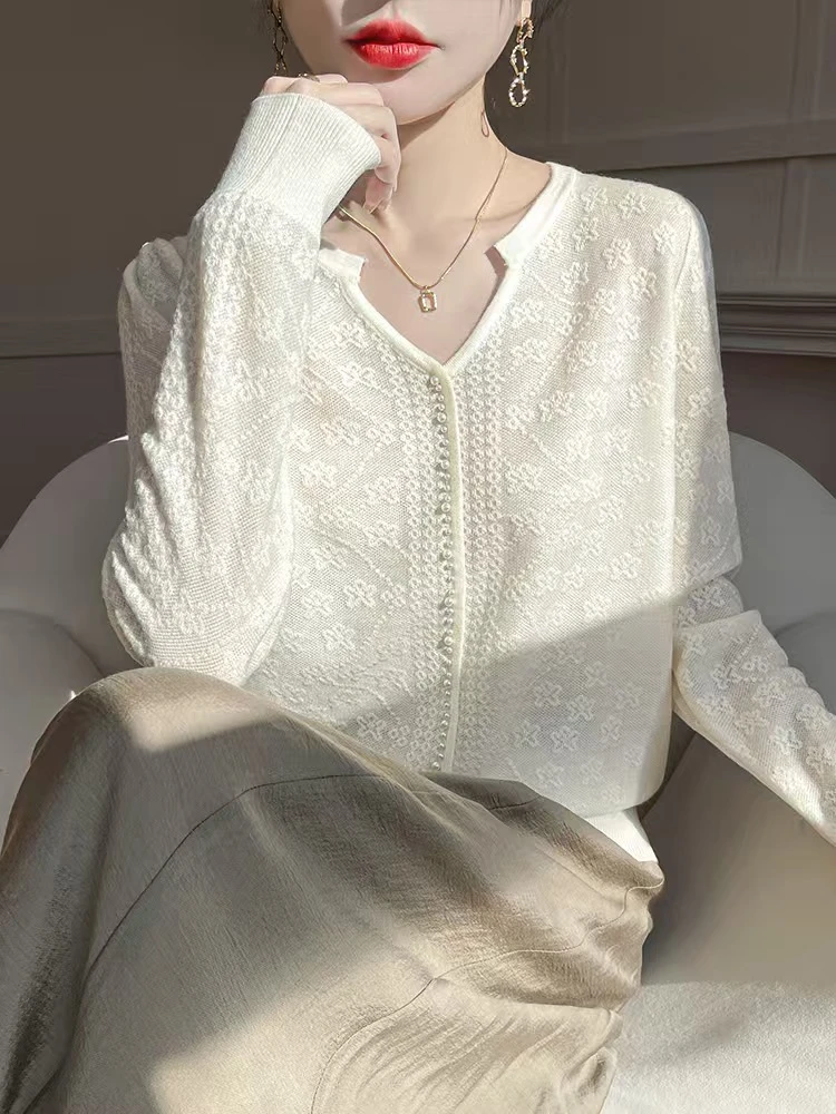 轻奢法式重工钉珠针织打底衫女气质V领毛衣2025新款洋气外穿上衣