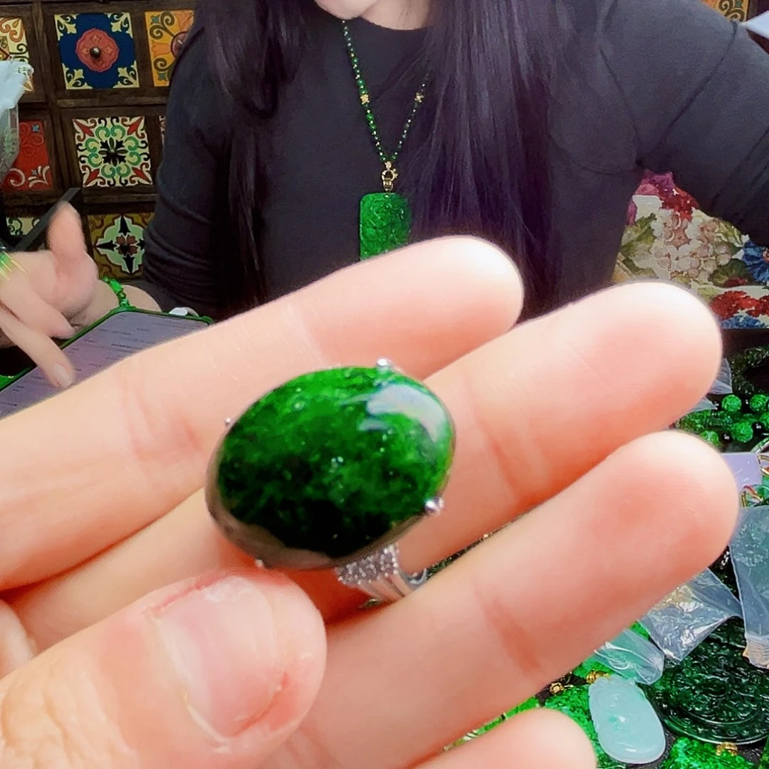 颈饰银S925镶嵌翡翠多样性