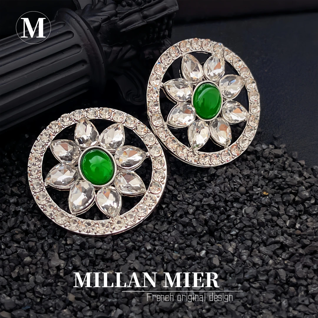 MillanMier 铜合金玻璃耳饰 【风轮】法式原创复古手工镶嵌圆形耳钉
