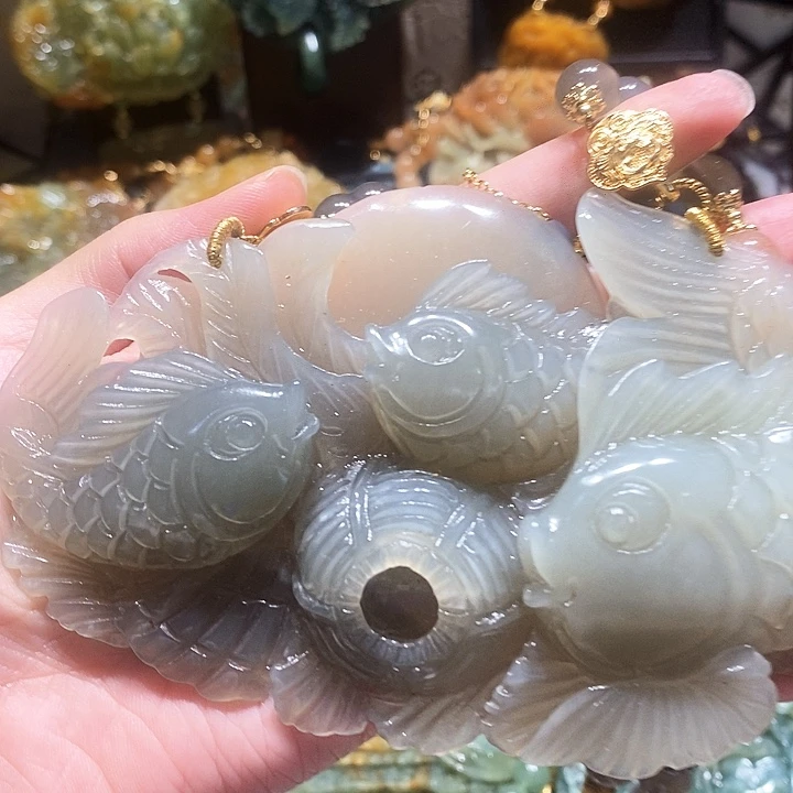 岫玉未镶嵌毛衣链