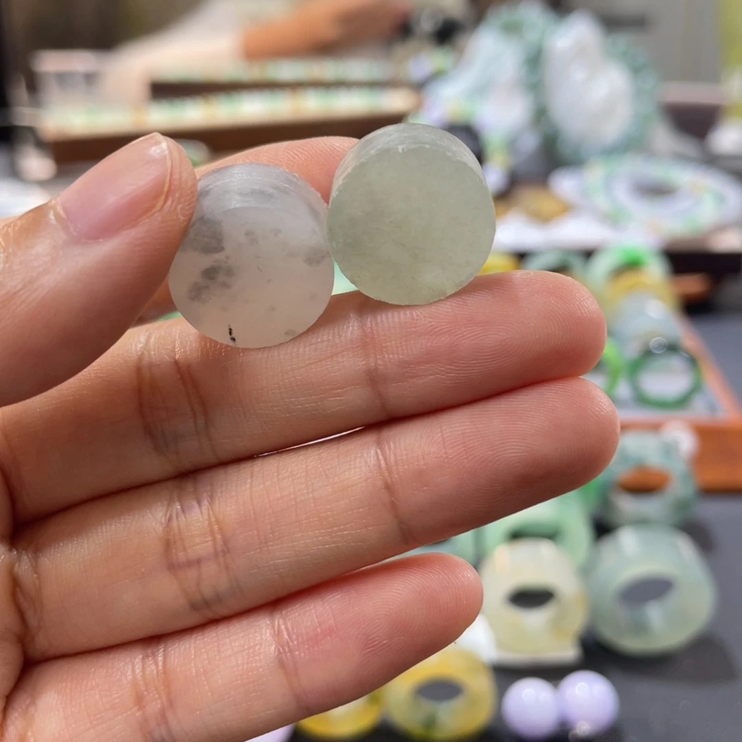 定制翡翠未镶嵌要****包翡翠