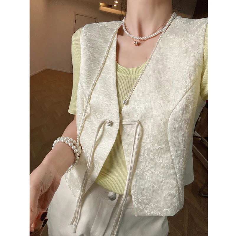 柔软轻盈！叠穿巨好搭 新中式国风提花马甲背心V领盘扣上衣女春夏