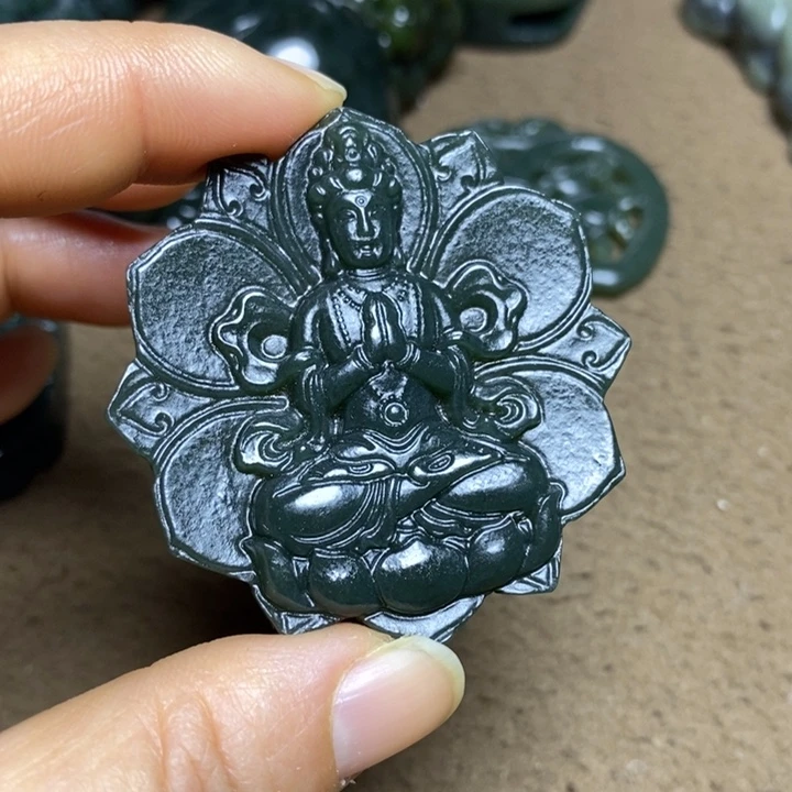 和田玉未镶嵌颈饰