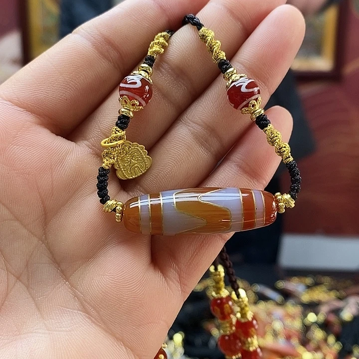 ****户玛瑙/玉髓合金颈饰