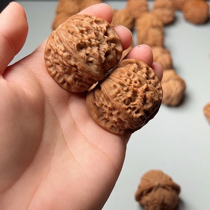 吊坠文玩核桃全品42.5闷白