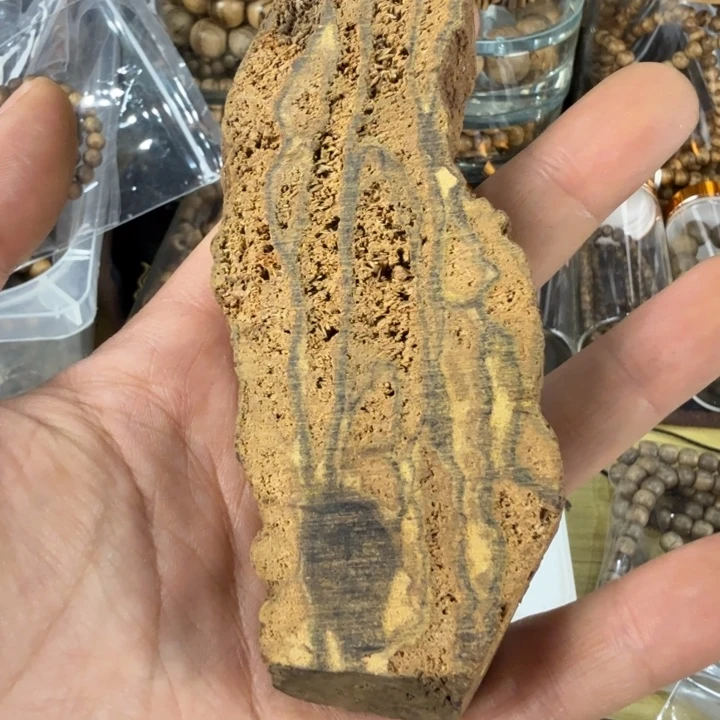 大叶紫檀（黑酸枝木类）