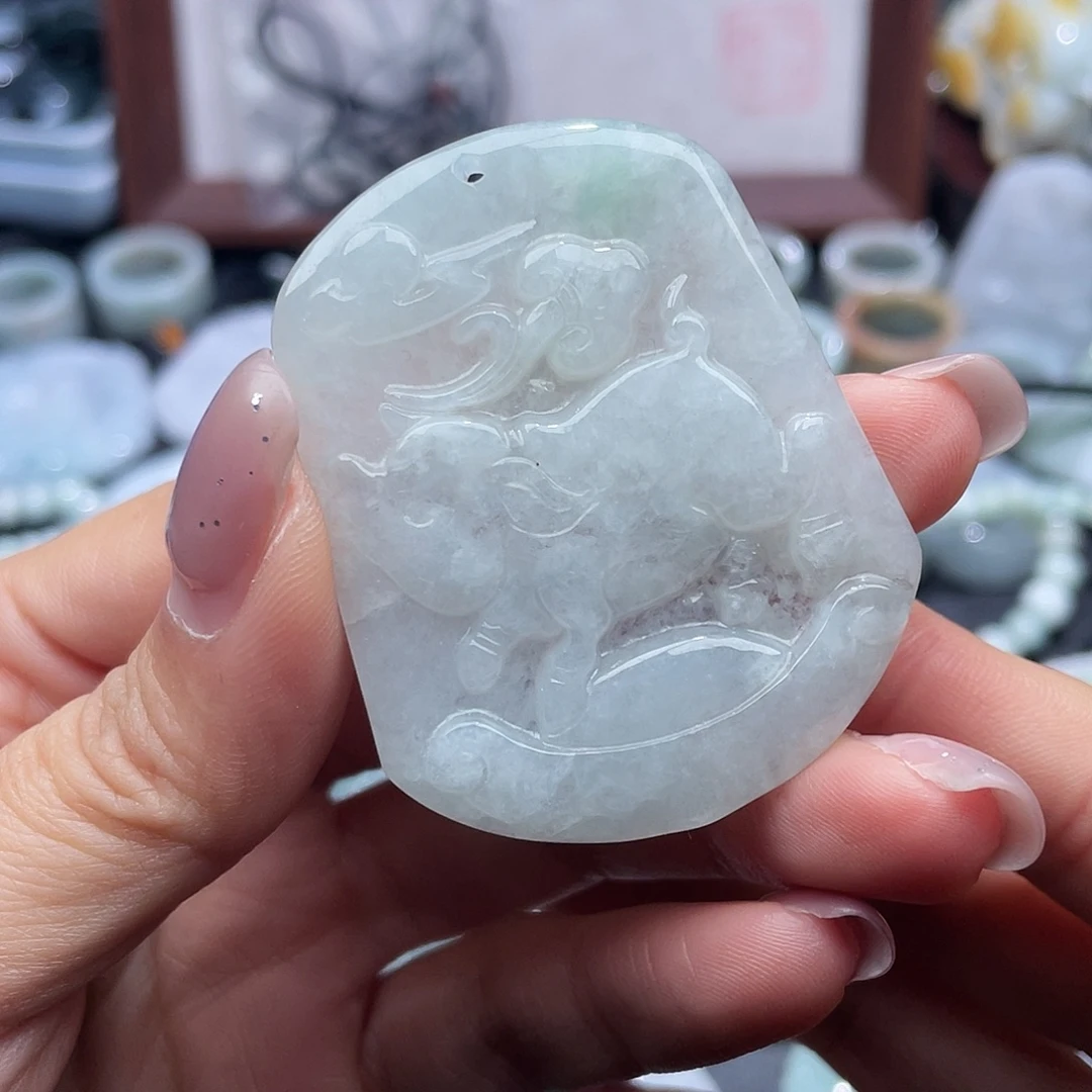 翡翠未镶嵌颈饰翡翠