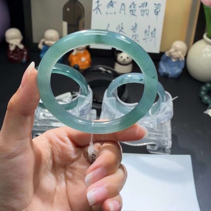 翡翠未镶嵌手镯冰飘花圆条