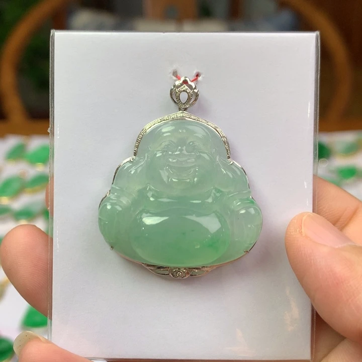 颈饰18K金镶嵌翡翠翡翠吊坠