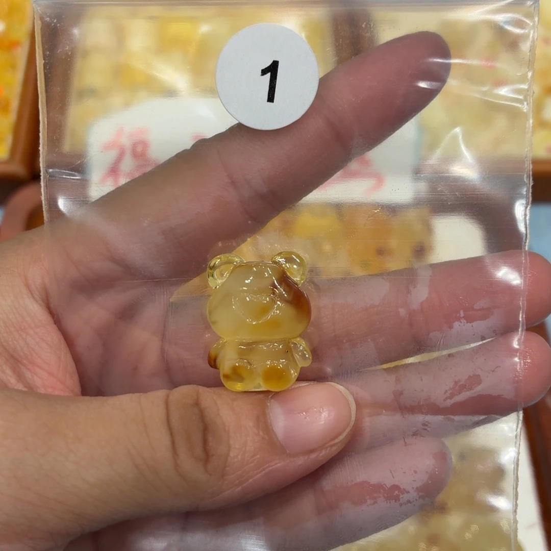琥珀未镶嵌珠宝奇石