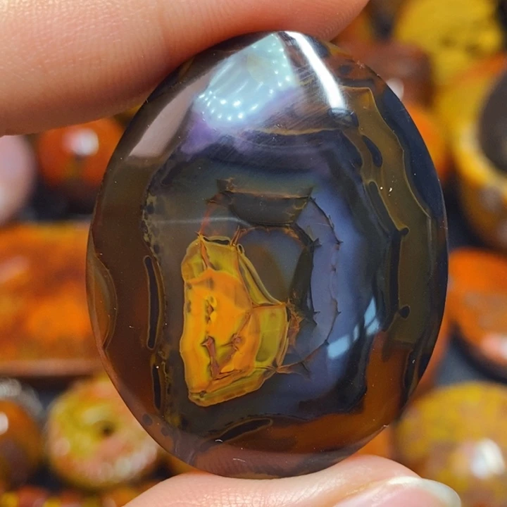 景***田玛瑙/玉髓未镶嵌颈饰