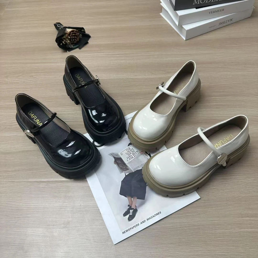 玛丽珍女鞋浅口单鞋2025新款鞋配裙子粗跟一脚蹬小皮鞋百搭