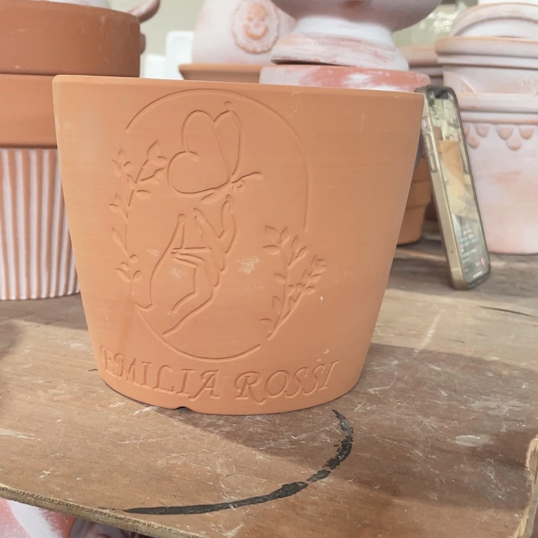 【闪购商品】红陶经典手握蝴蝶16-14