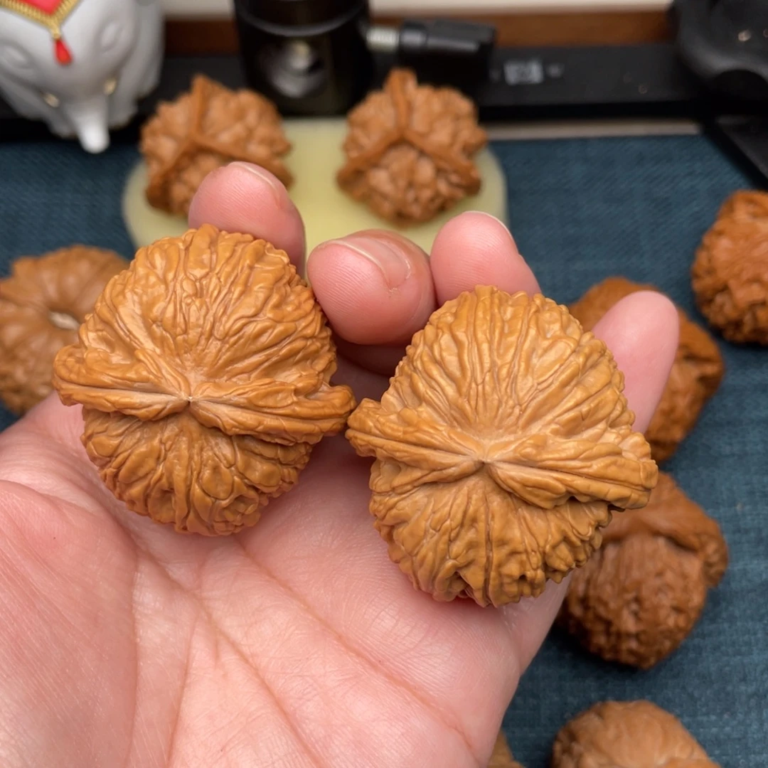 把件文玩核桃全品球白42
