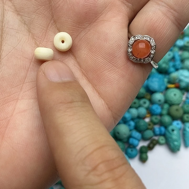 南红玛瑙未镶嵌珠宝奇石