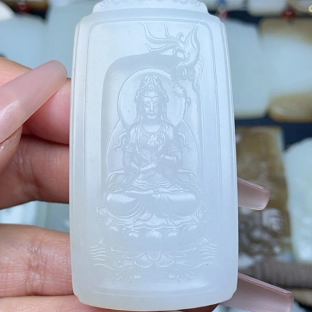 【闪购商品】颈饰未镶嵌和田玉