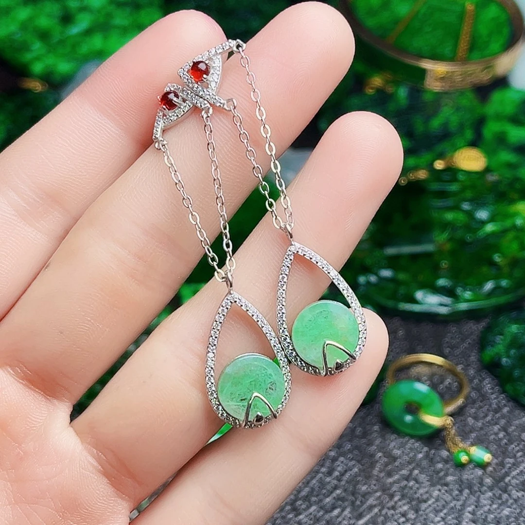 颈饰银S925镶嵌翡翠多样性