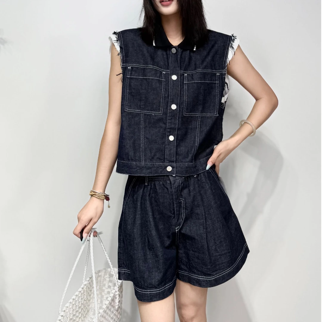 6586#高级感无袖磨边软牛仔翻领上衣裤子两件套马甲短裤套装