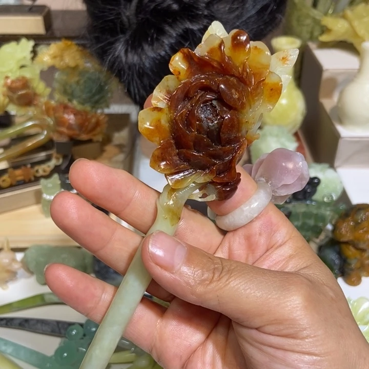 珍***我蛇纹石玉未镶嵌发饰