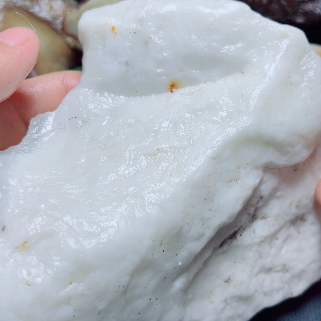 和田玉未镶嵌珠宝奇石