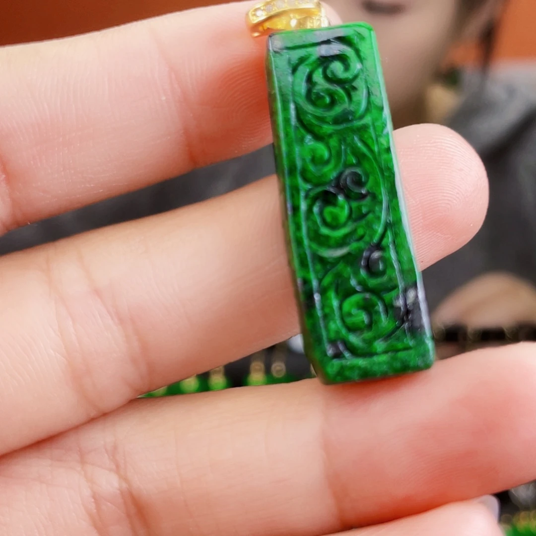 翡翠未镶嵌耳饰饰品