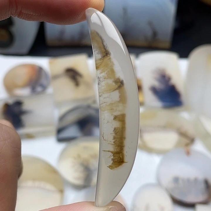 玛瑙/玉髓未镶嵌颈饰