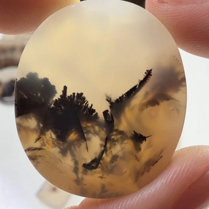 玛瑙/玉髓未镶嵌珠宝半成品