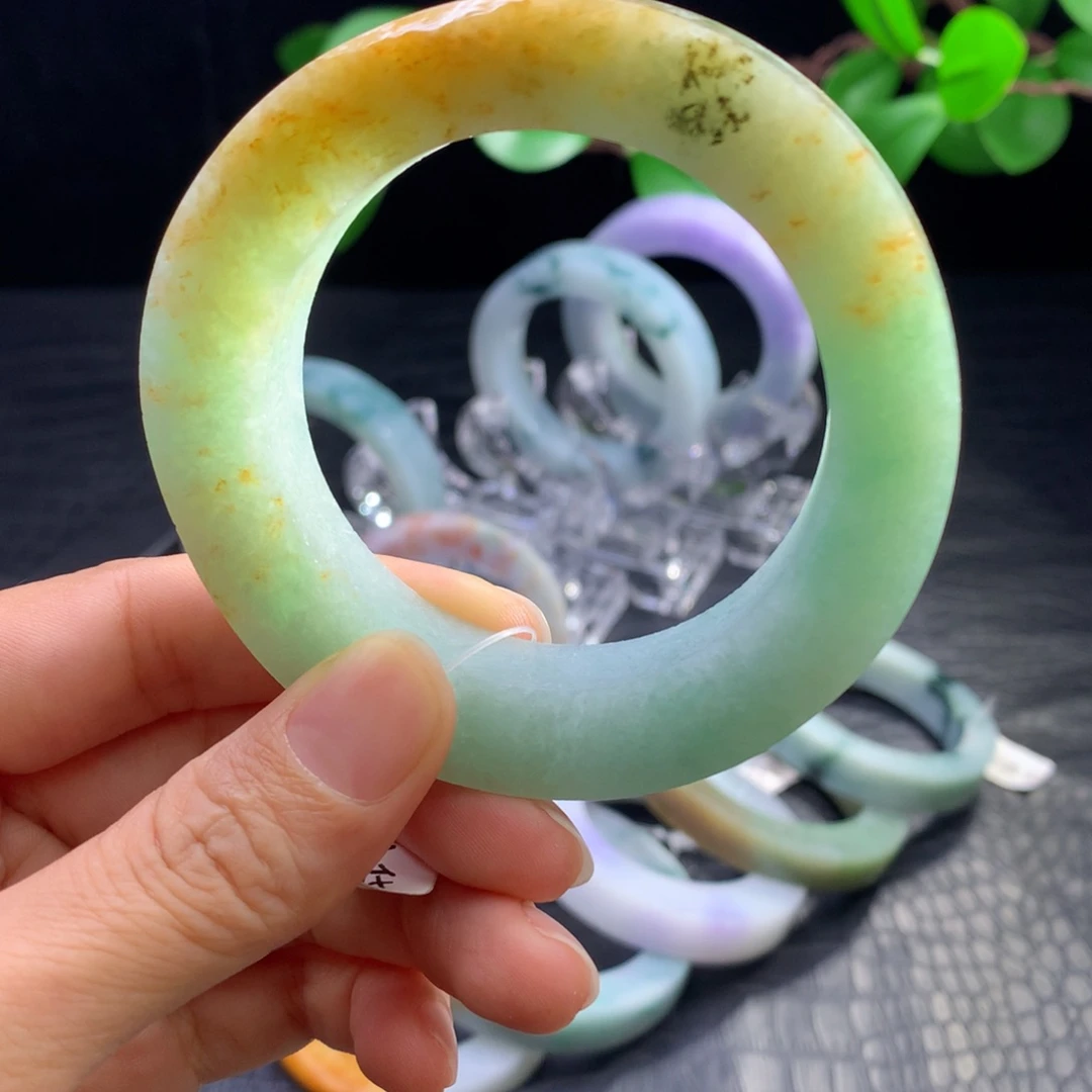 定制翡翠手镯未镶嵌
