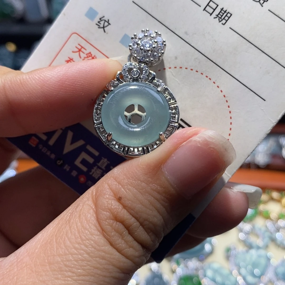 翡翠未镶嵌吊坠(不含链)翡翠