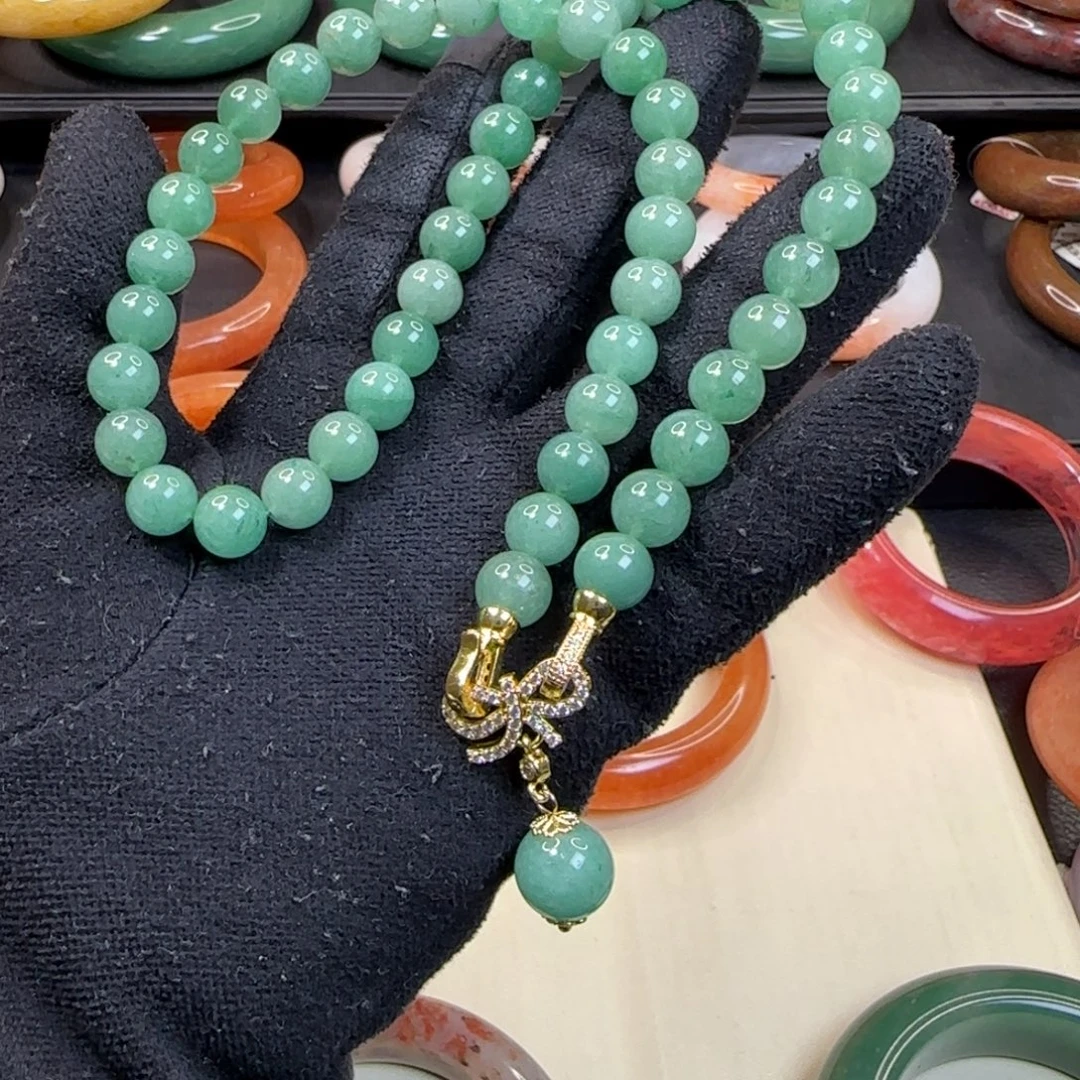 石英岩玉未镶嵌手镯