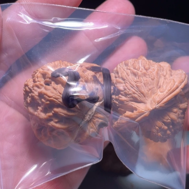 文玩核桃吊坠27二十年